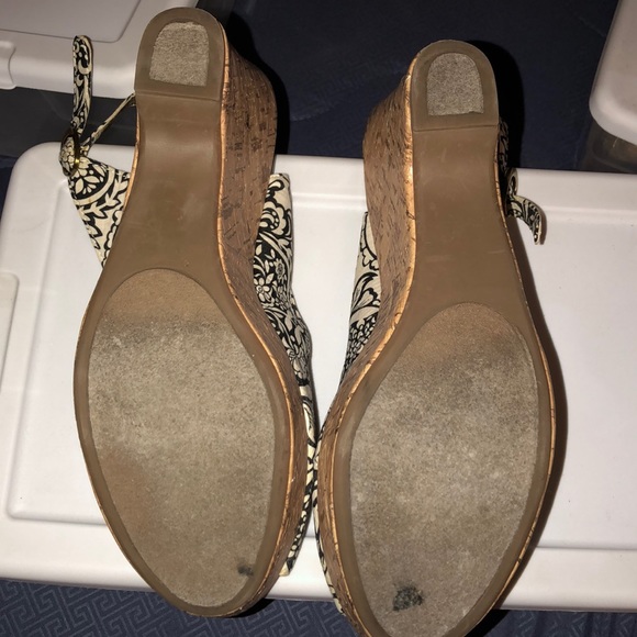 OPEN TOE WEDGES - Picture 2 of 2